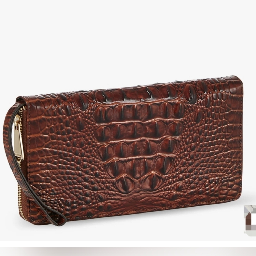BRAHMIN The Skyler Travel Zip Clutch Leather Crocodile Embossed Pecan Melbourne.